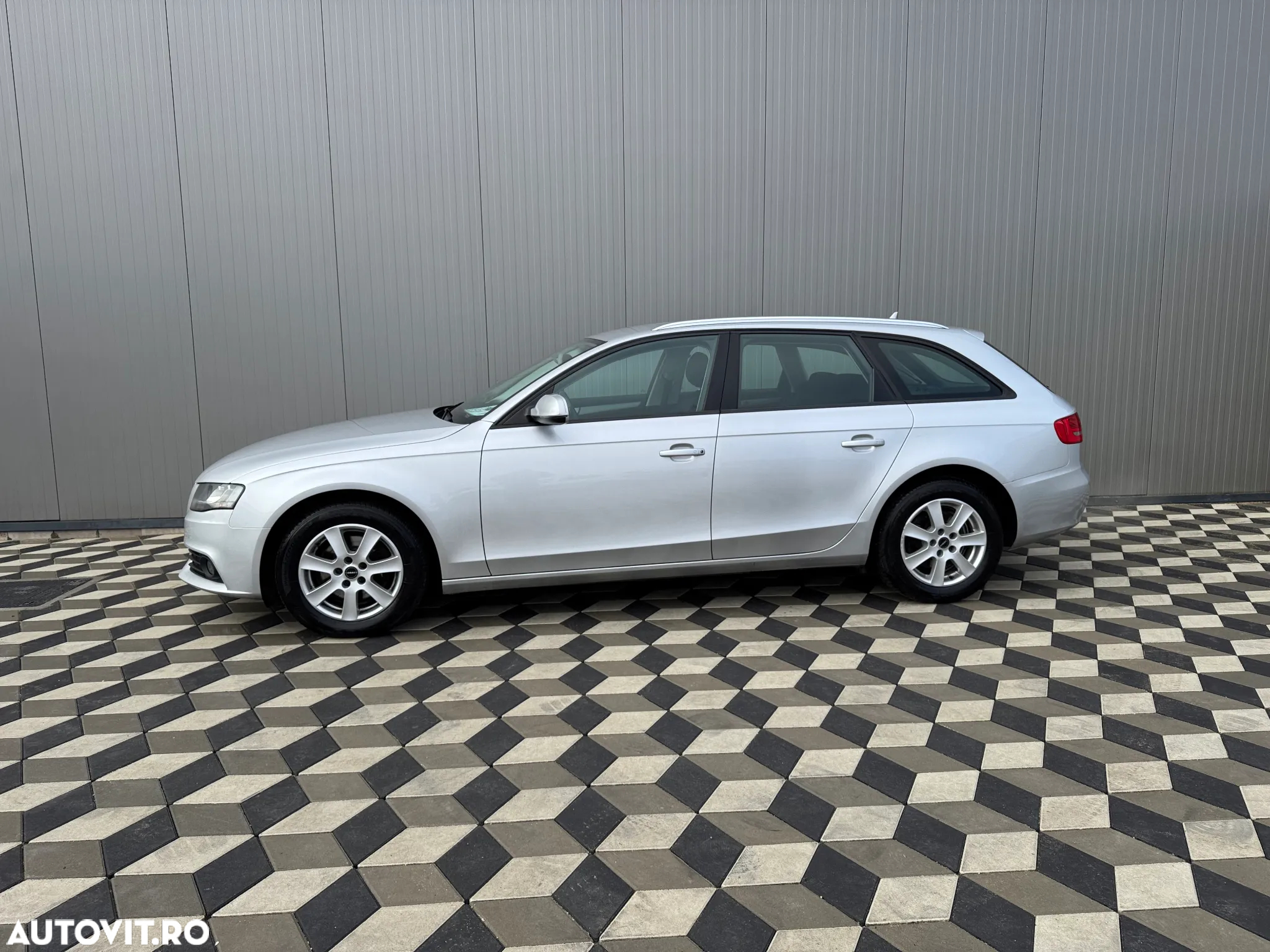 Audi A4 Avant 2.0 TDI DPF multitronic Attraction - 21