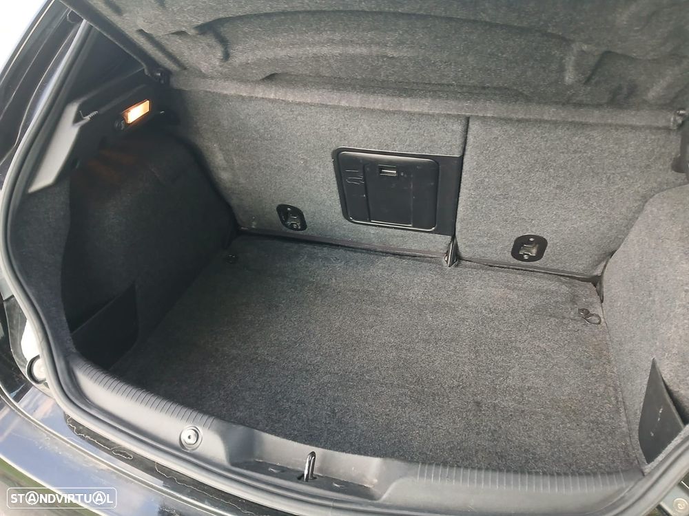 Alfa Romeo Giulietta 1.6 JTDm Distinctive - 20