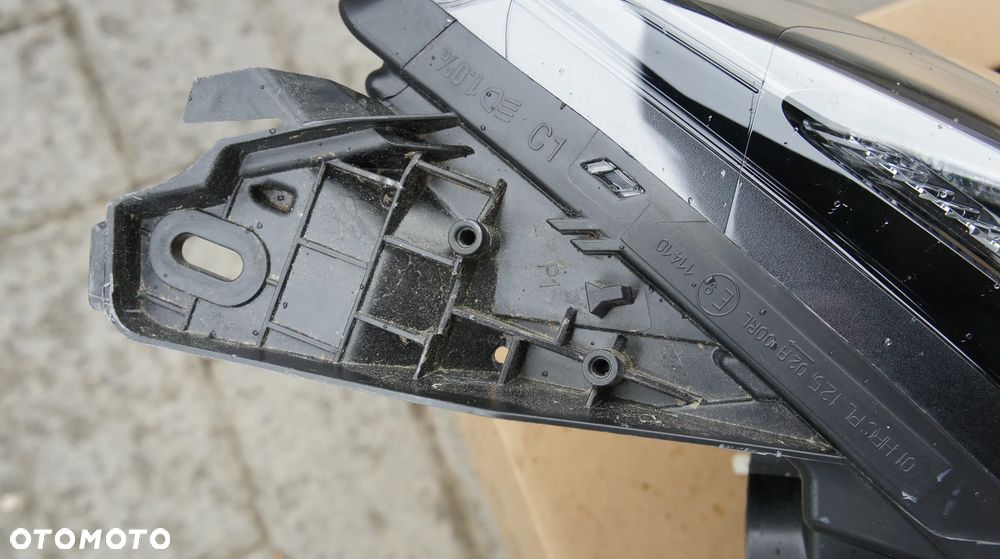 PRZEDNIA LEWA LAMPA RENAULT ESPACE V FULL LED - 3