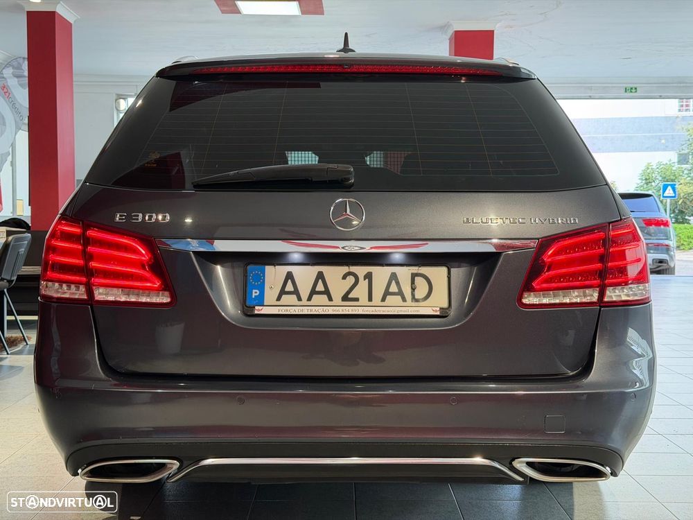 Mercedes-Benz E 300 Bluetec Hybrid Avantgarde - 14