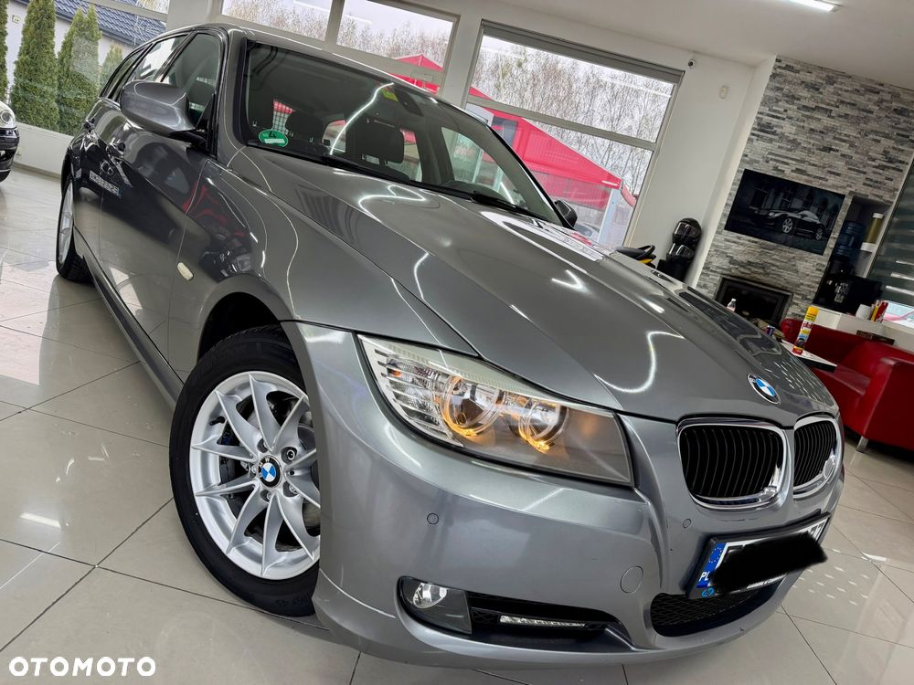 BMW Seria 3 - 37