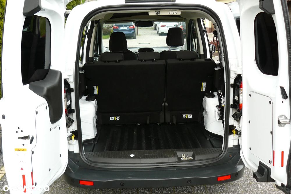 Ford Transit Courier Trend - 19
