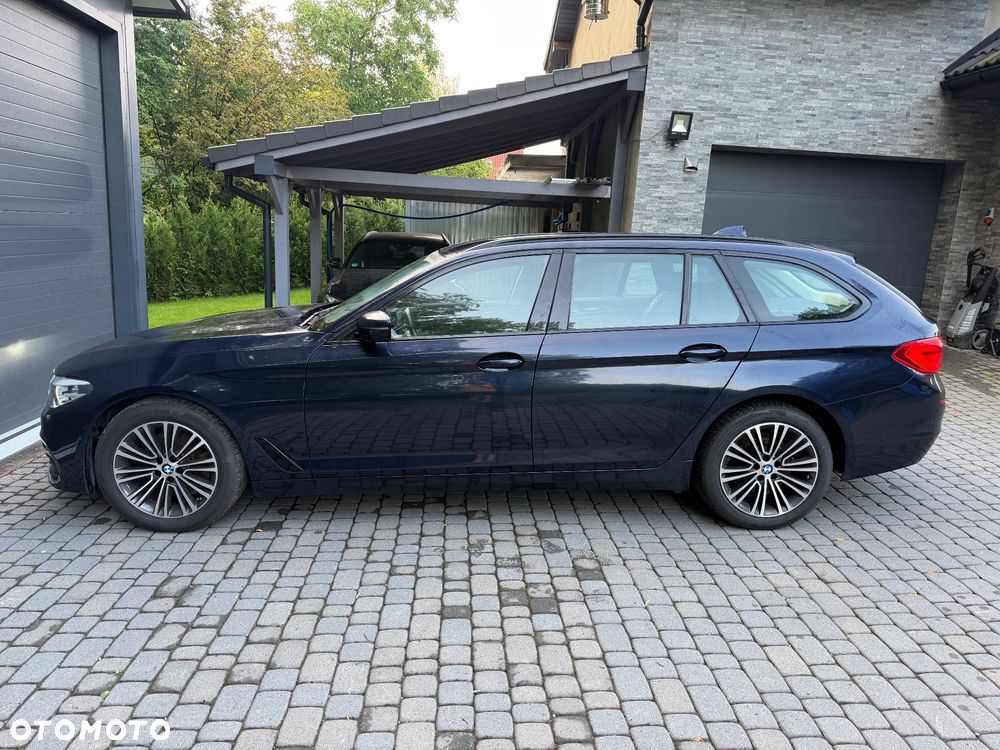 BMW Seria 5 520d MHEV Sport Line sport - 9