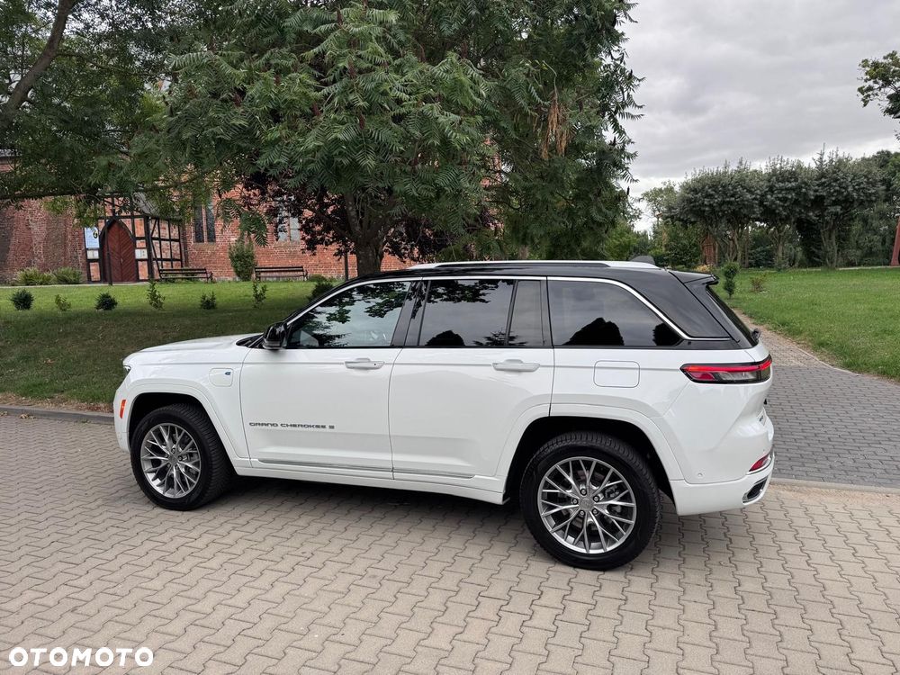 Jeep Grand Cherokee - 9
