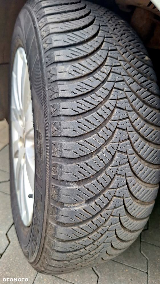 Volkswagen Passat 2.0 TDI Comfortline - 9