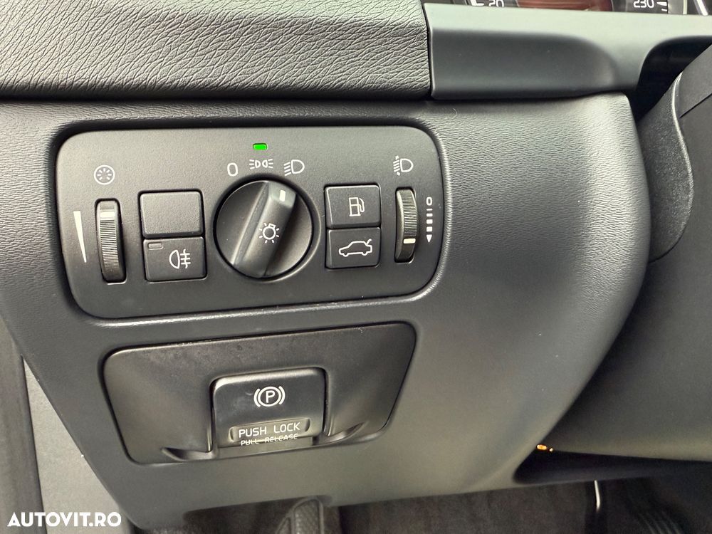 Volvo V60 DRIVe Geartronic Powershift - 23