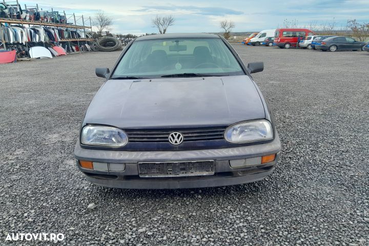 Dezmembrez Volkswagen VW Golf 3 [1991 - 1998] Hatchback 5-usi 1.4 5MT - 1