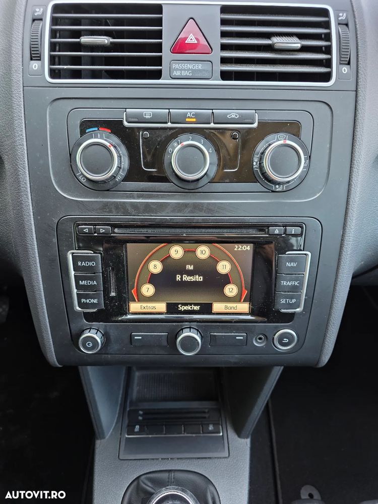 Volkswagen Touran 1.4 TSI STYLE - 6