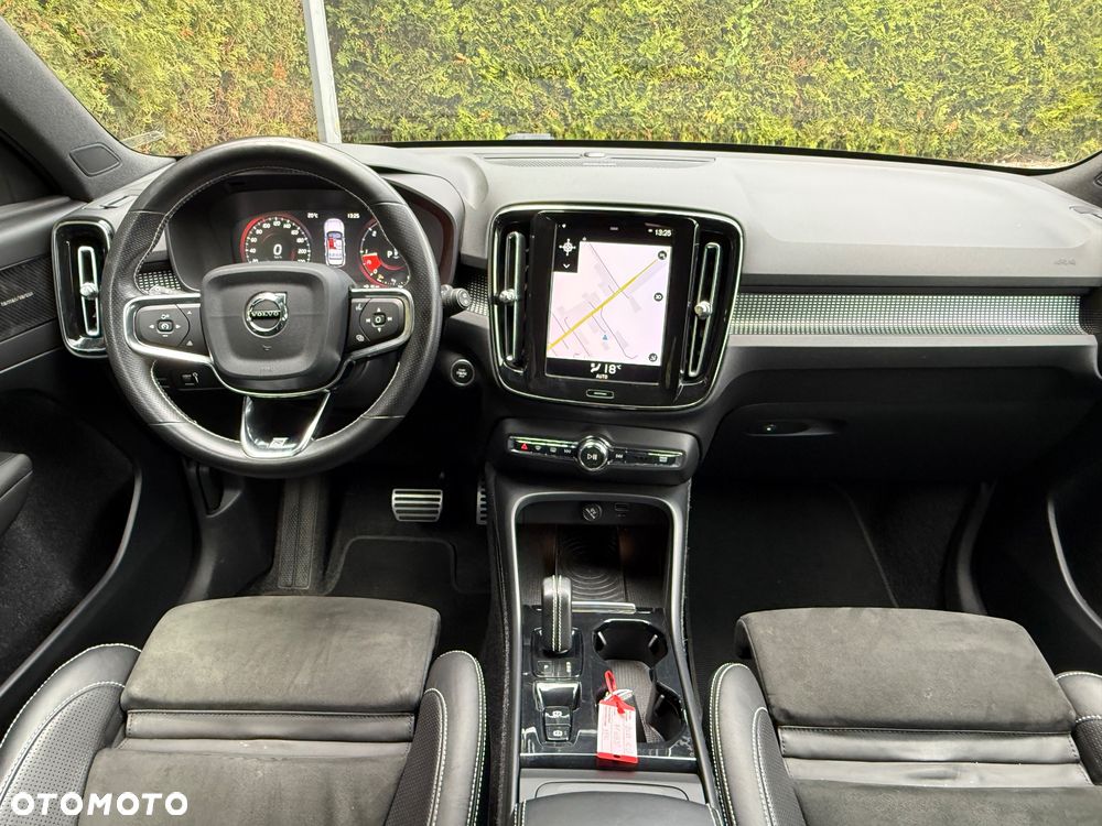 Volvo XC 40 D4 AWD Geartronic R-Design - 5