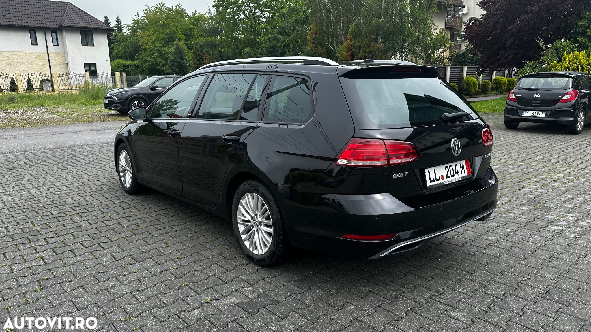 Volkswagen Golf 2.0 TDI DSG Sound - 4