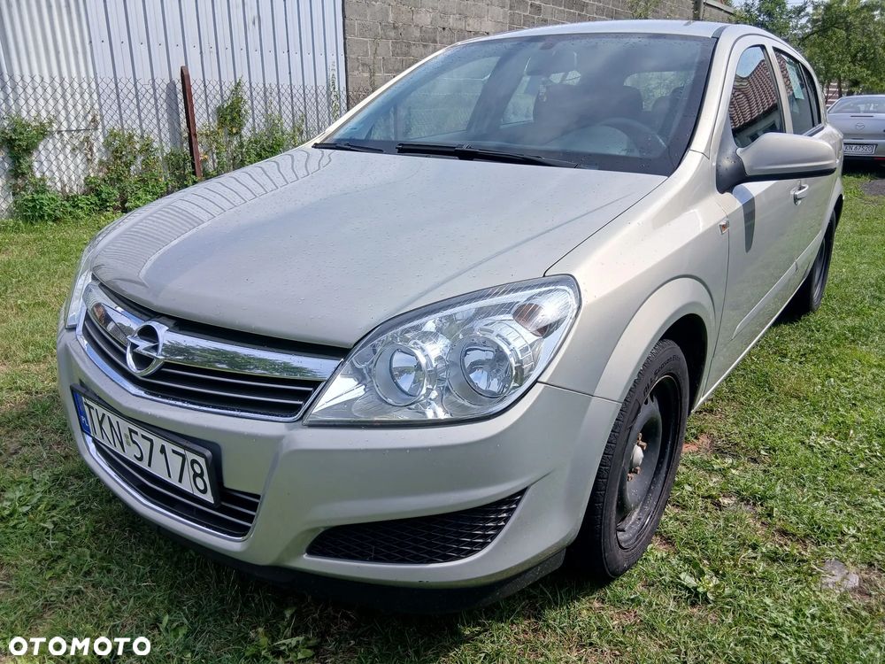 Opel Astra 1.6 Enjoy - 1