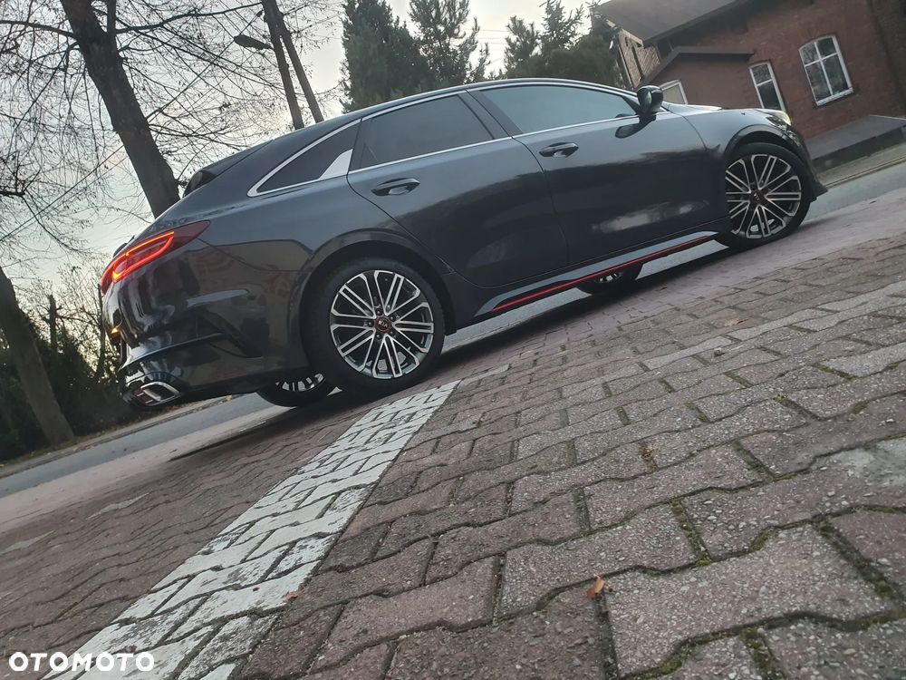 Kia ProCeed 1.6 T-GDI GT DCT - 23