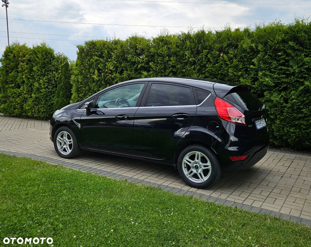 Ford Fiesta 1.0 EcoBoost Titanium - 6