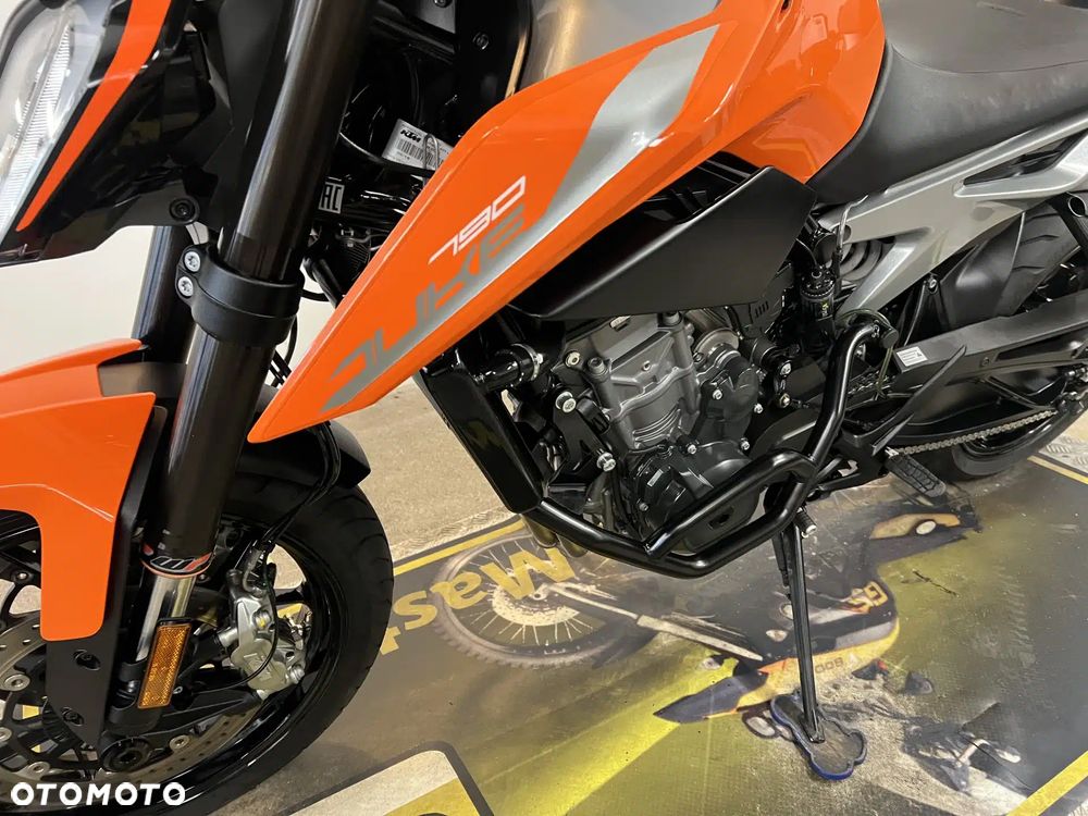 KTM Duke - 26
