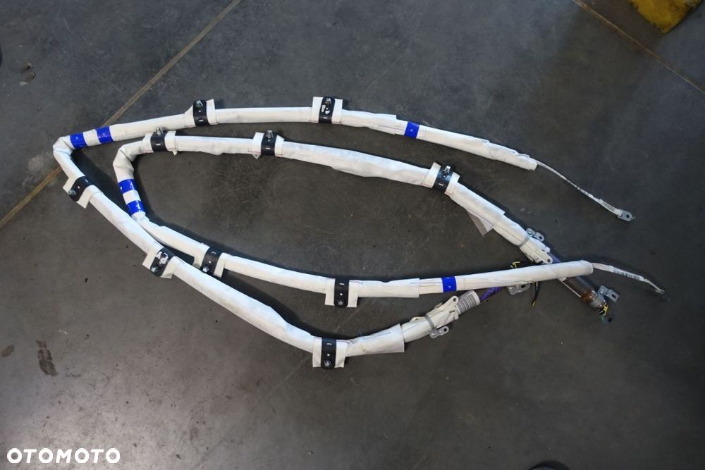 AUDI A4 B8 SEDAN KURTYNA PRAWA LEWA - 1