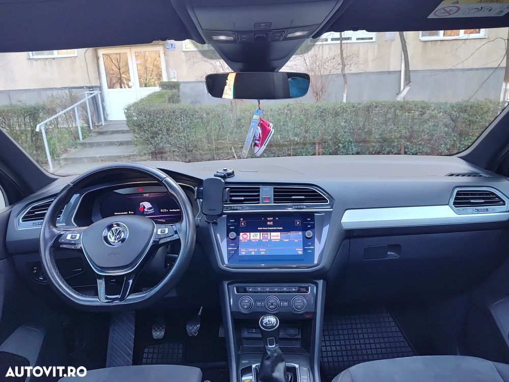 Volkswagen Tiguan - 21