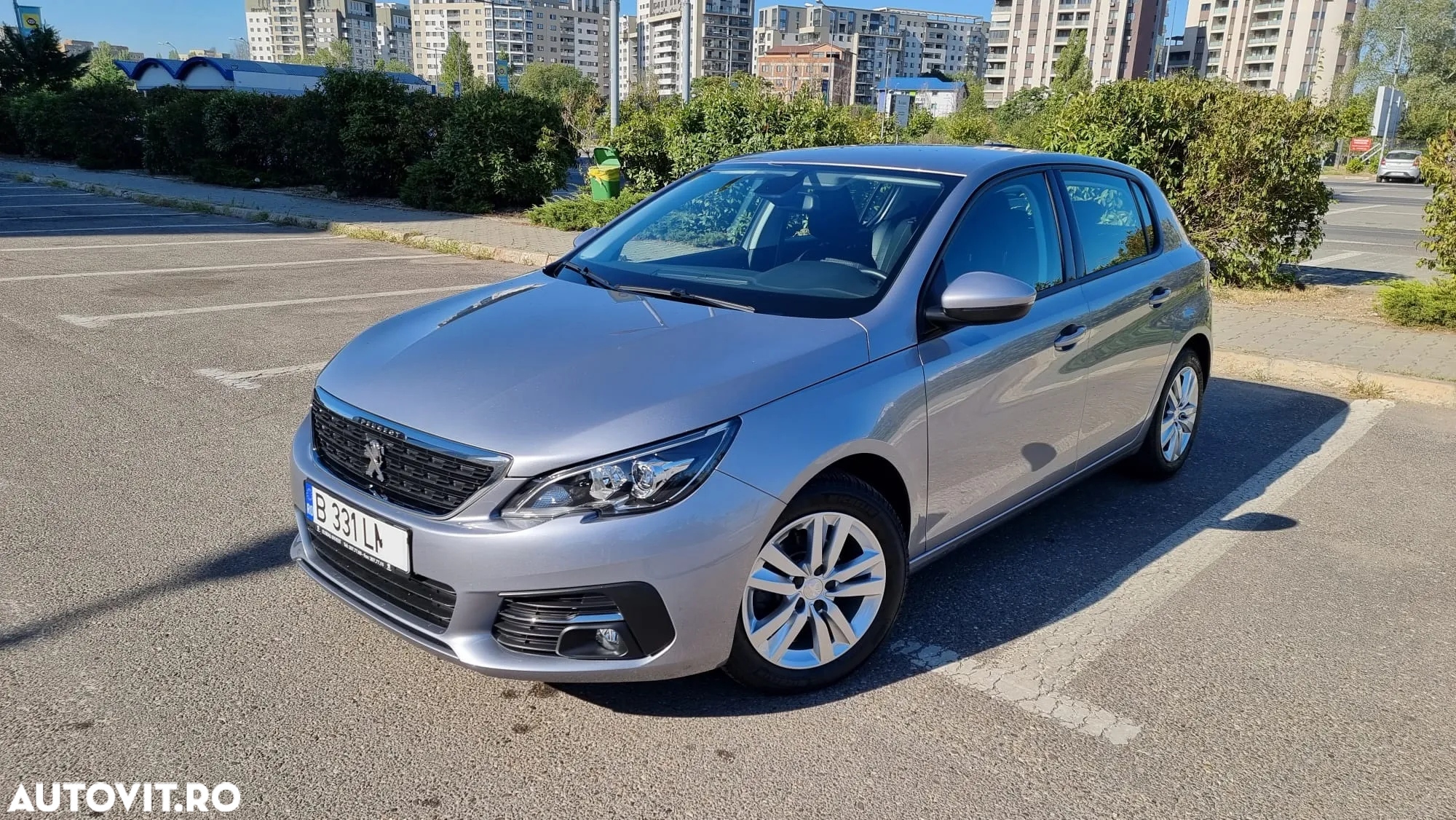 Peugeot 308 1.2 L PureTech Turbo S&S Allure - 2