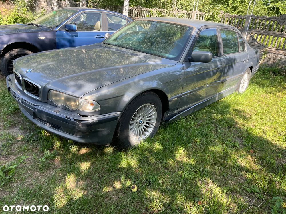BMW Seria 7 - 1