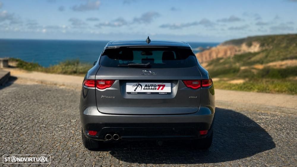 Jaguar F-Pace 20d Prestige - 8