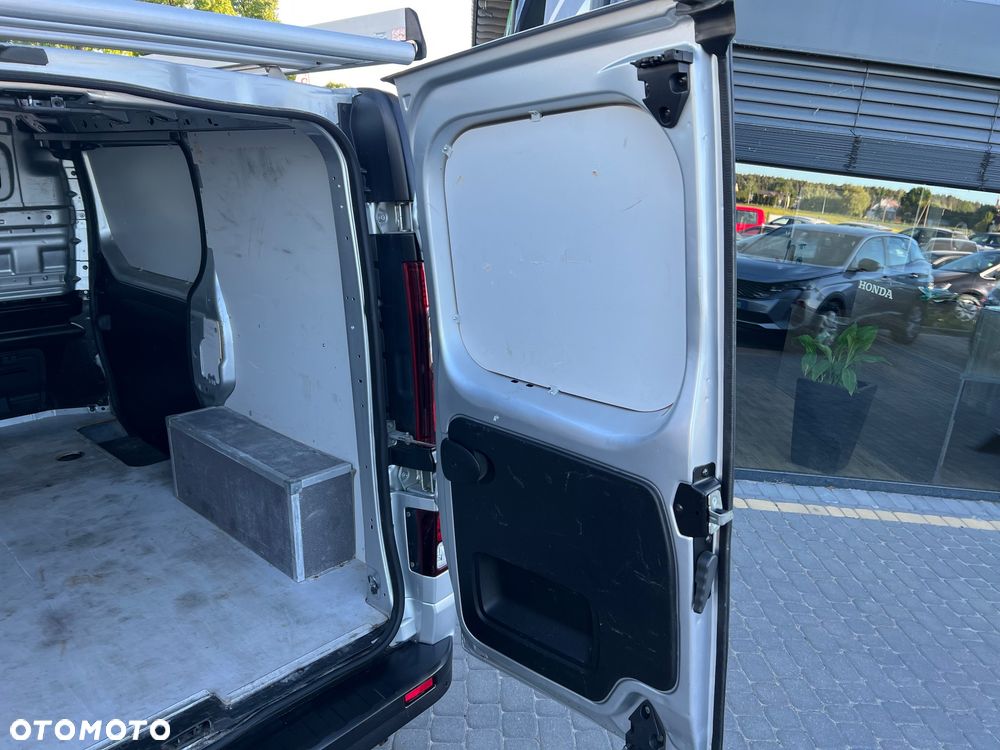 Opel Vivaro - 20