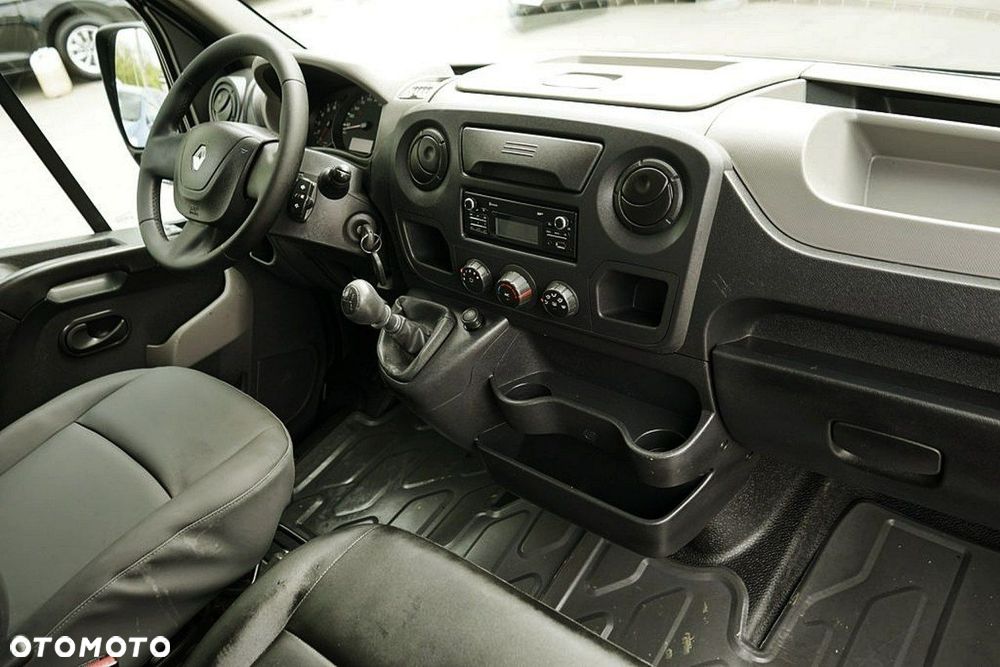 Renault Master - 18