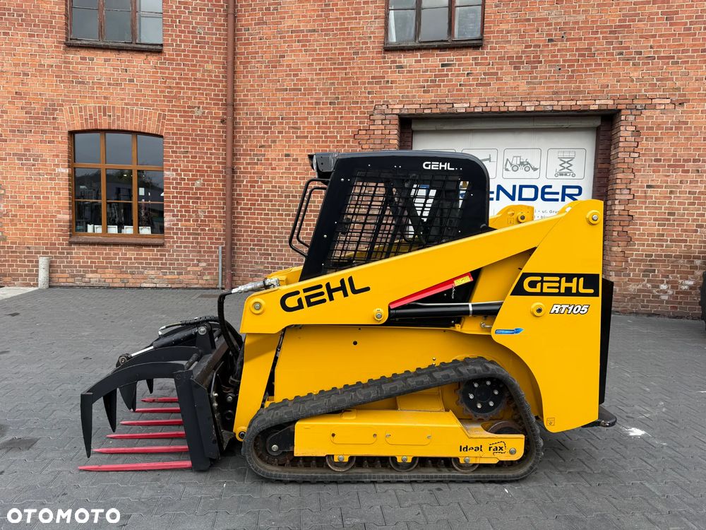 Gehl RT105 - 2