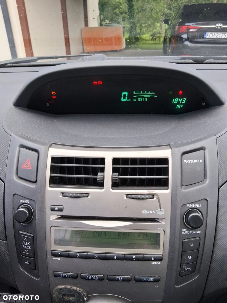 Toyota Yaris 1.0 Luna EU5 - 15
