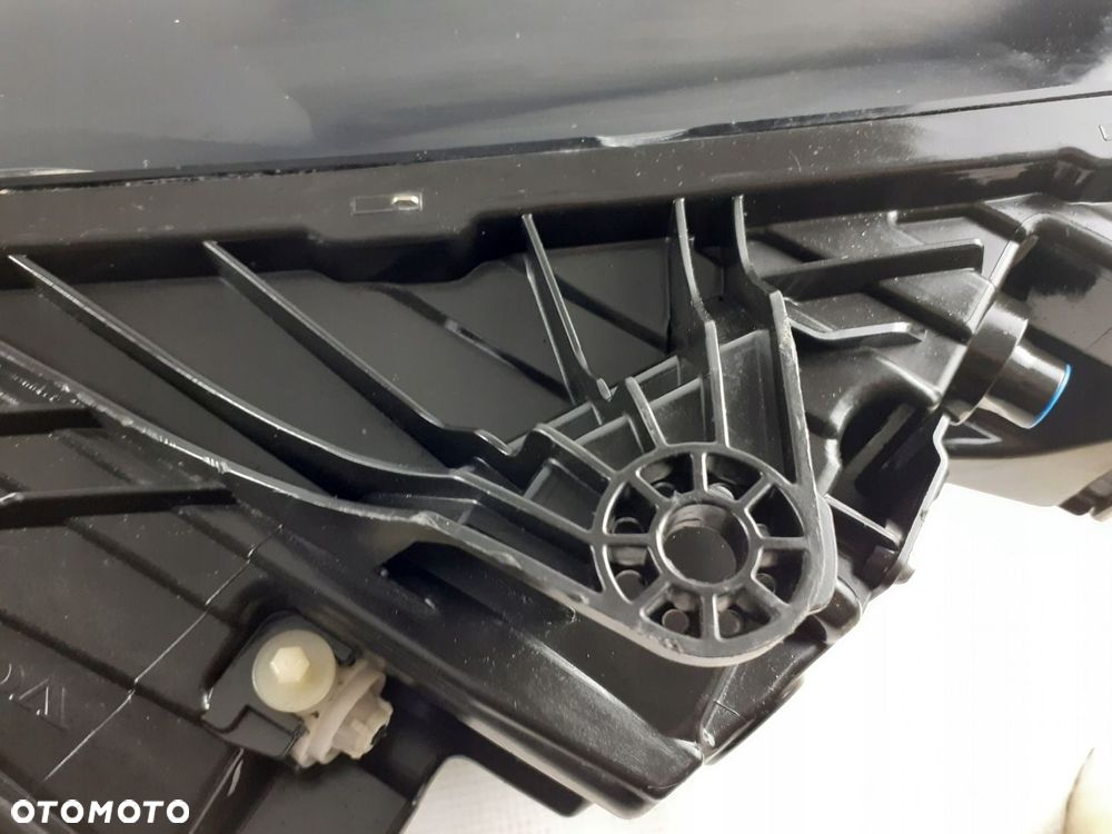 Lampa prawa Volvo S\V60 CC 17-20 Full led.32314167 - 7