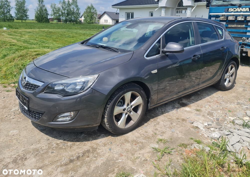 Opel Astra - 1
