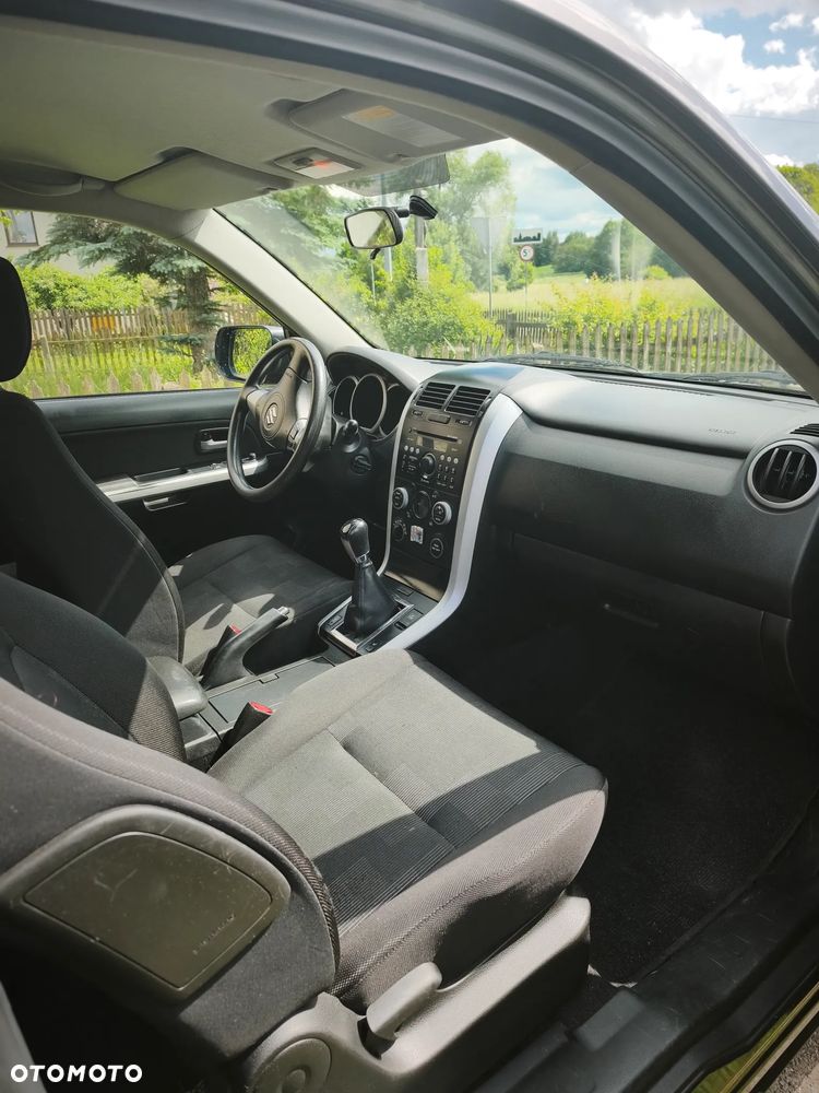 Suzuki Grand Vitara 1.9 DDiS Comfort - 20