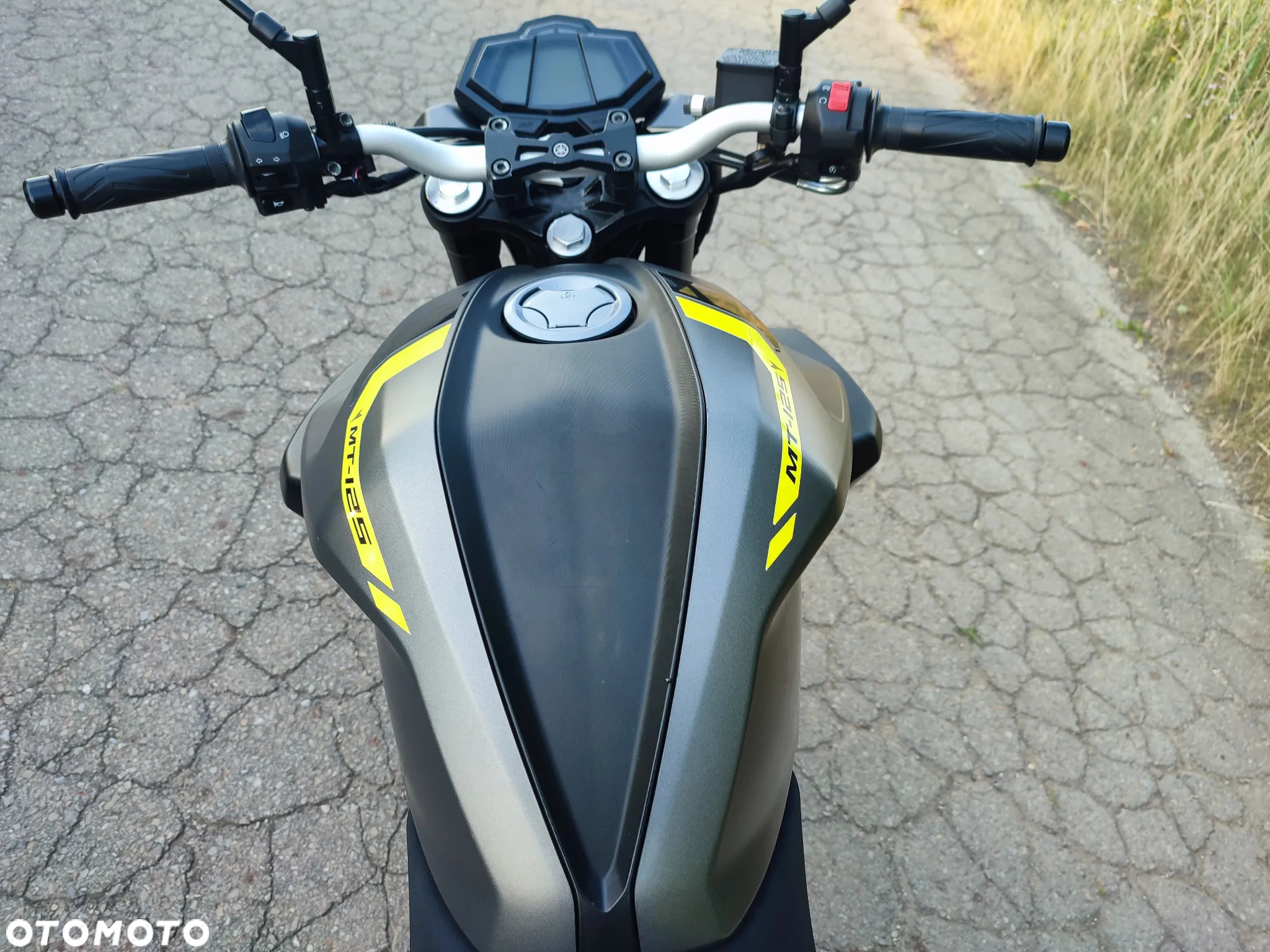 Yamaha MT - 11