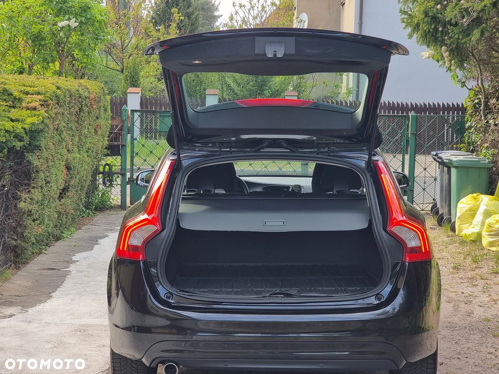 Volvo V60 D3 Kinetic - 9