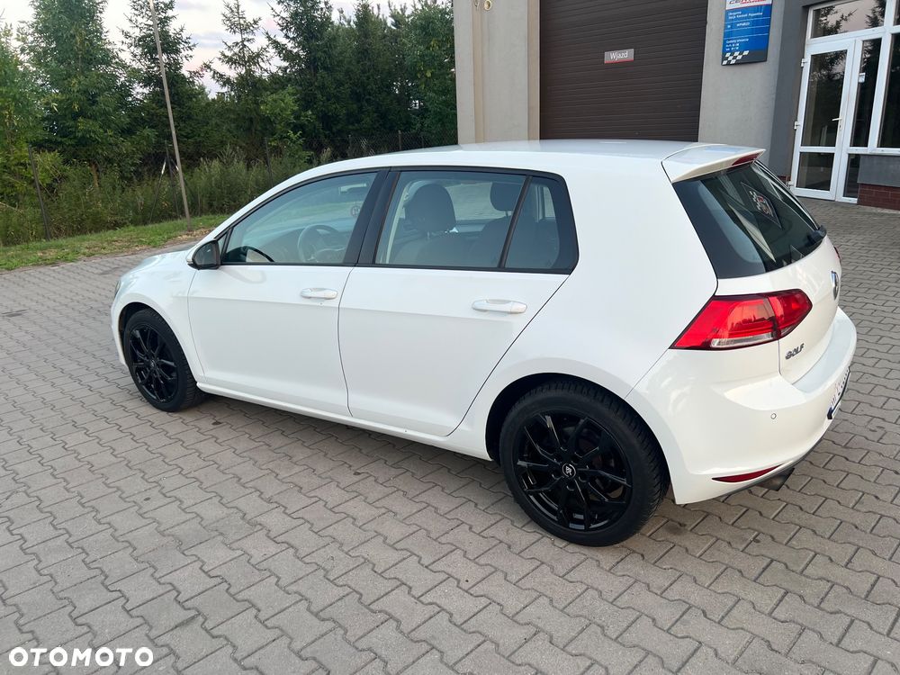 Volkswagen Golf - 13
