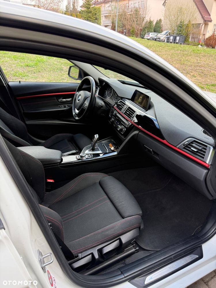 BMW Seria 3 318i Sport Line - 10