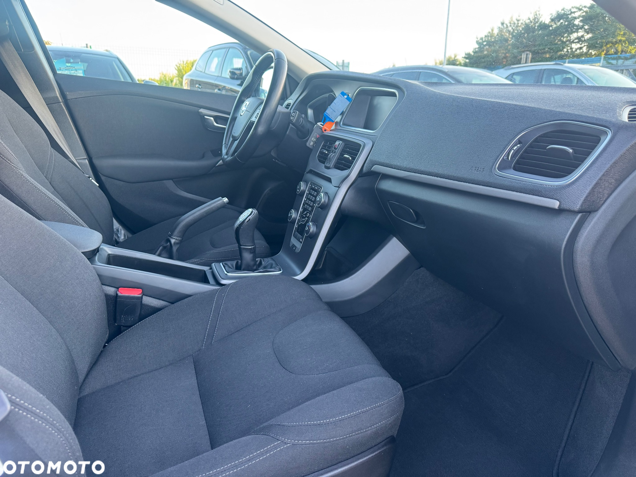 Volvo V40 D2 Kinetic - 29