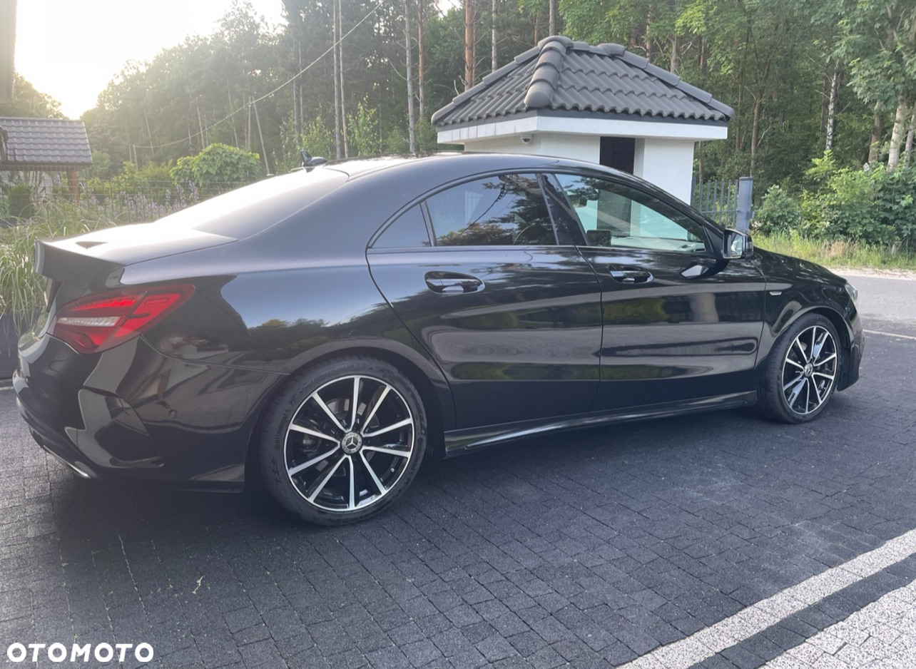Mercedes-Benz CLA 200 d 7G-DCT AMG Line - 3