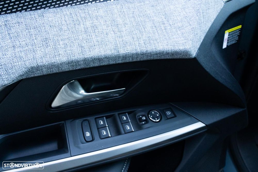 Peugeot 3008 1.2 Hybrid GT e-DCS6 - 16