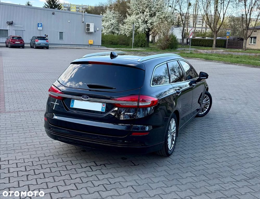 Ford Mondeo 2.0 Hybrid Titanium - 12