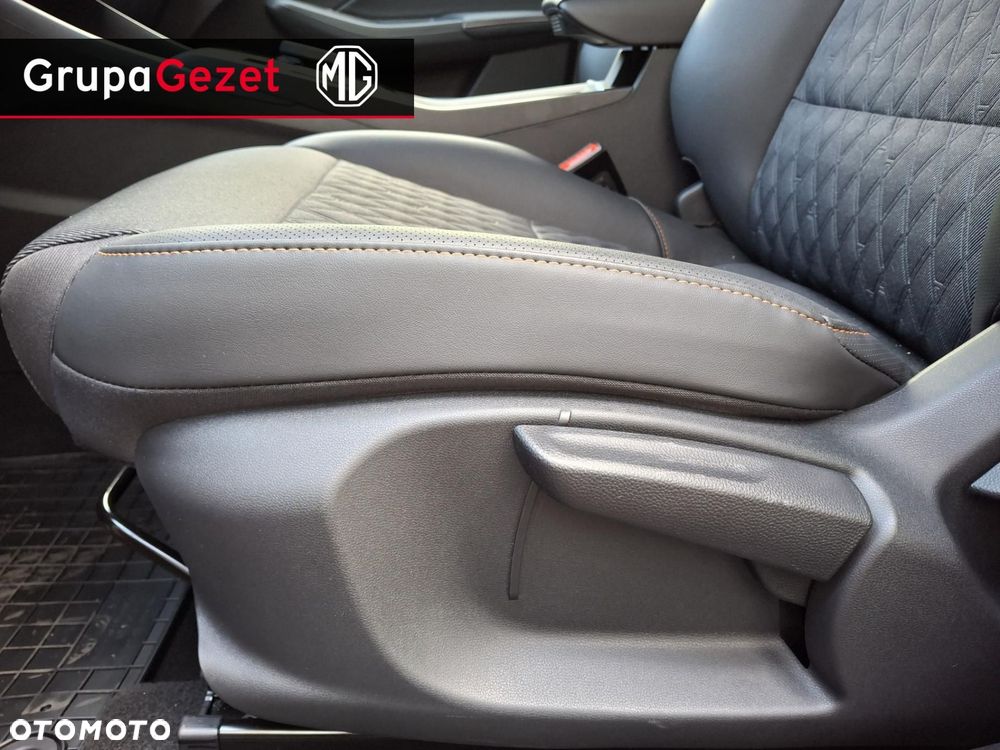 MG MG3 - 12