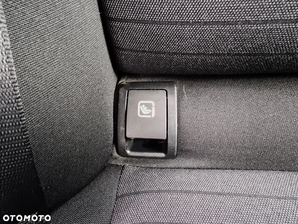 Mercedes-Benz Klasa C 180 (BlueTEC) d - 33