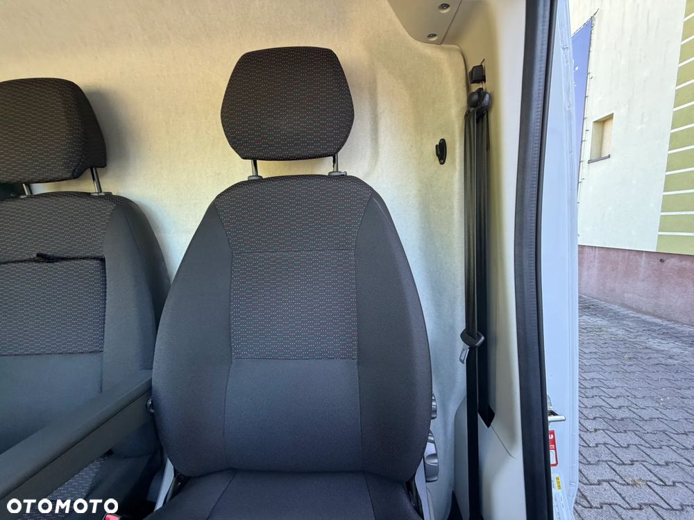 Opel Movano - 17