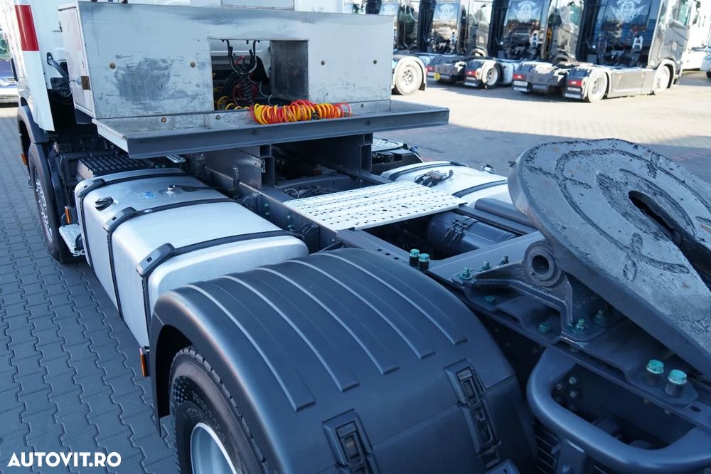 Scania R 730 / V8 / 6x4 / DMC: 180.000 KG / RETARDER / EURO 6 / - 12