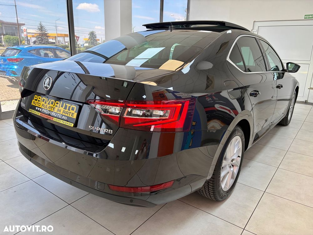 Skoda Superb 1.5 TSI ACT DSG Sportline - 3