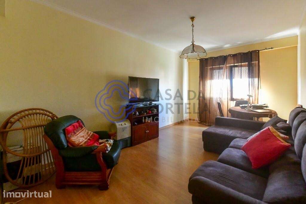 Venda Apartamento T2  Av Dom Nuno Alvares Pereira, Agualva - Cacém - Grande imagem: 2/36