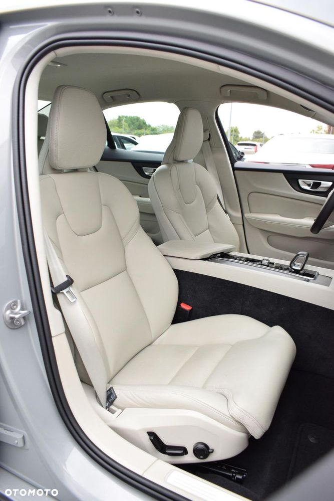 Volvo S60 - 12