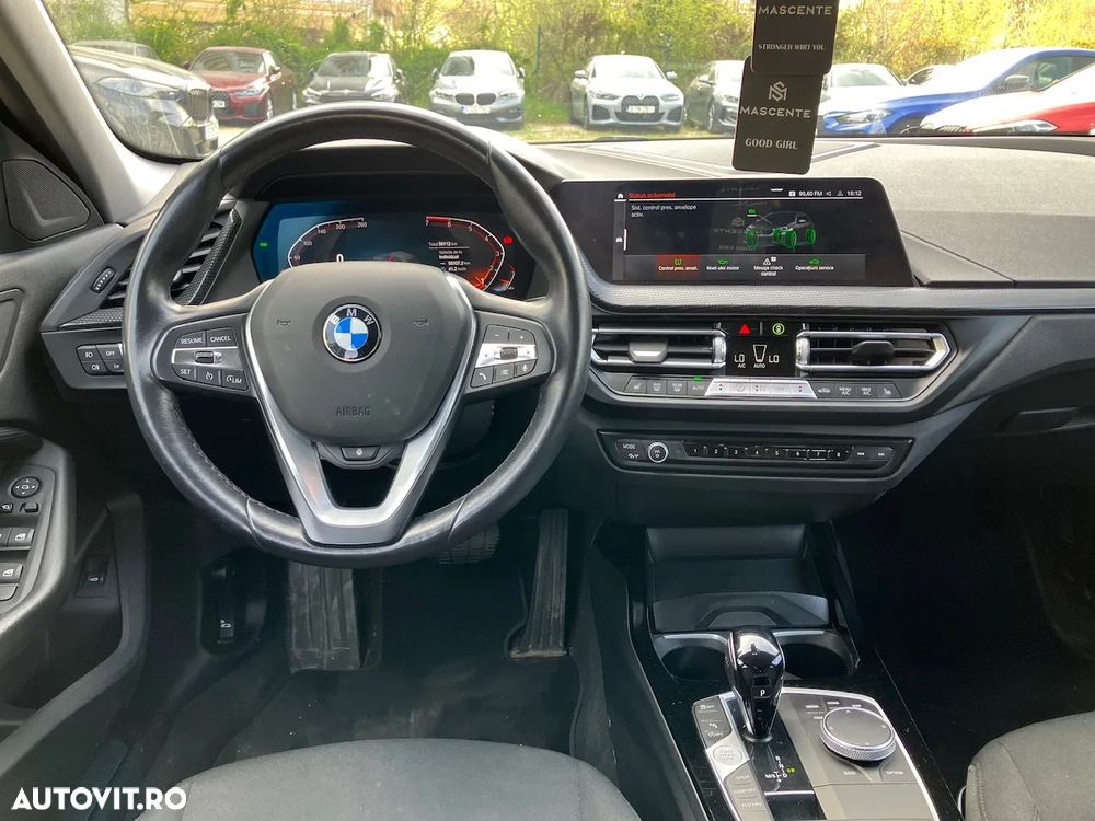 BMW Seria 1 118i Aut. Sport Line - 19