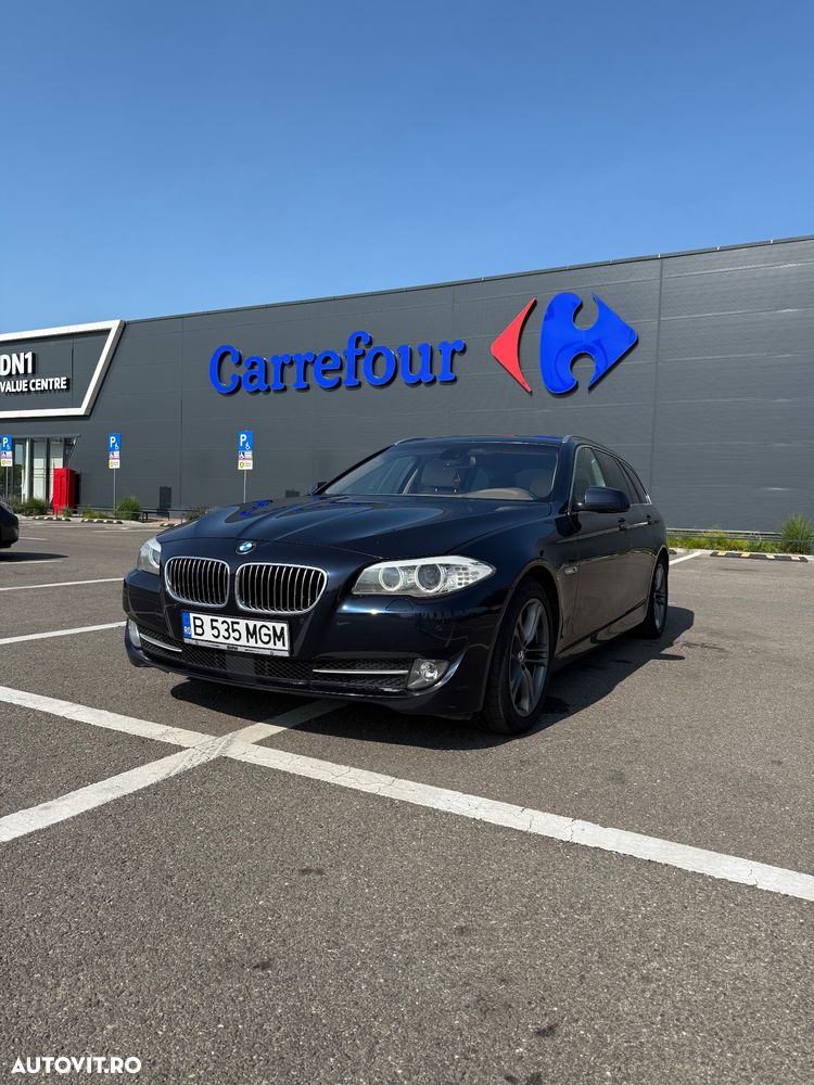 BMW Seria 5 520d Aut. Luxury Line - 1