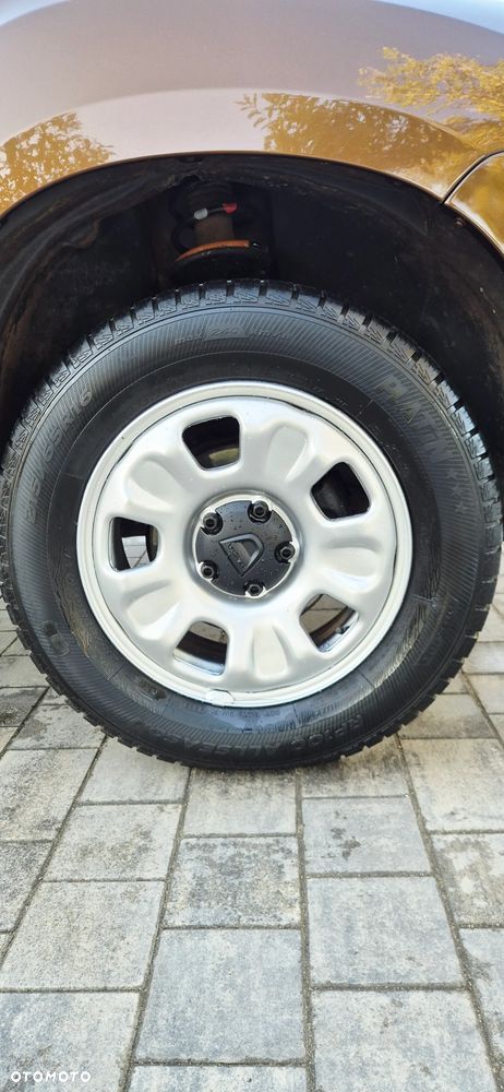 Dacia Duster 1.6 16V 4x4 - 15