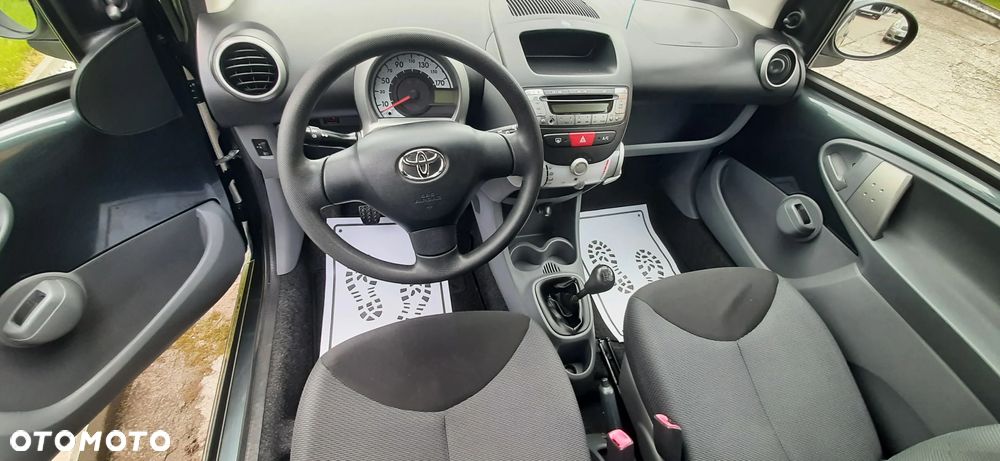 Toyota Aygo - 29