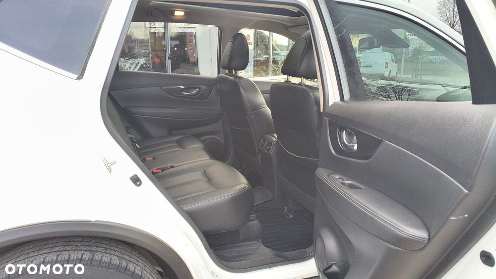 Nissan X-Trail 1.3 DIG-T Tekna 2WD DCT - 17